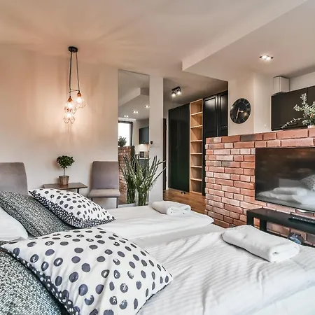 Ξενοδοχείο Iqapartments Chmielna 73 *