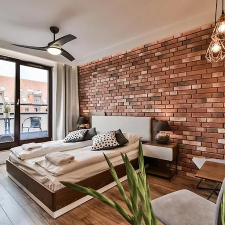 Hotel Iqapartments Chmielna 73 Danzig